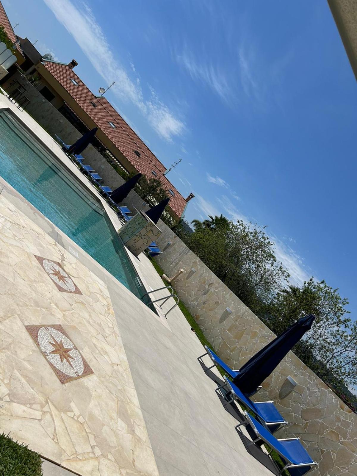 VILLA PARADISO con piscina in esclusiva Acireale Esterno foto